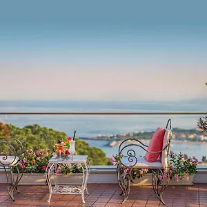 Continental 3* Taormina
