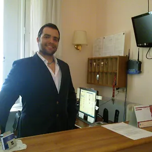 Lazzari 2* Roma