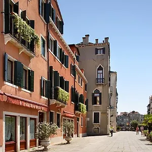 Palazzo Del Giglio 4* Veneza